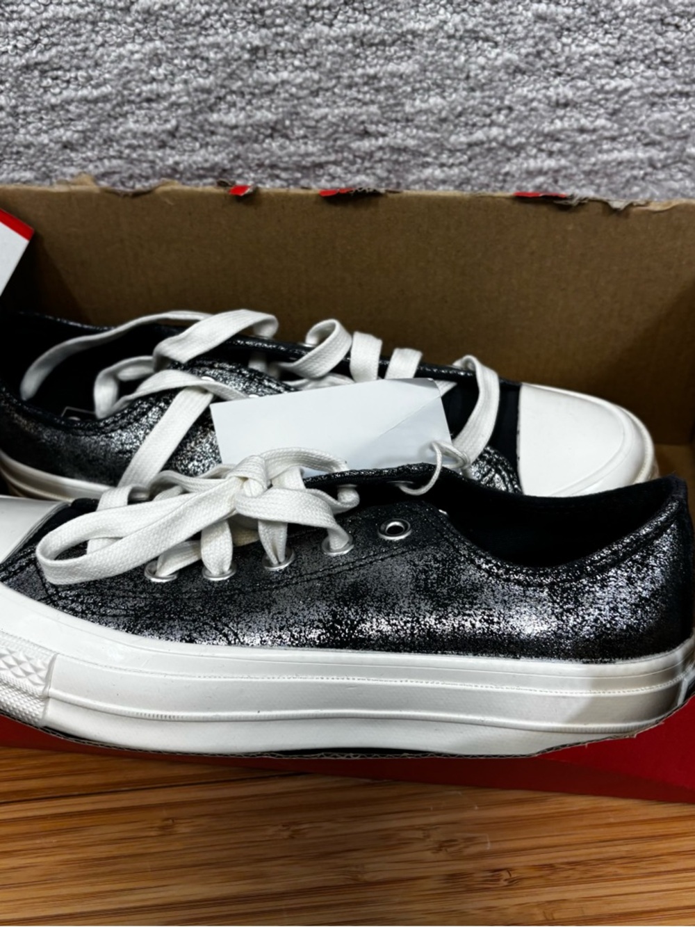 CHUCK 70 LOW 'SUEDE SHIMMER - VAMP PYRE BLACK Woman’s Sz 6.5 A10379C - Picture 3 of 9